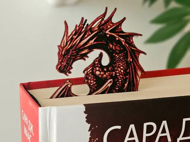 HueForge model: Crimson Wyvern - Dragon Bookmark by C3D
