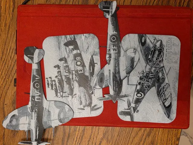HueForge model: Camo Spitfire Bookmark Set of 4 Black/White by AirMechDesigns