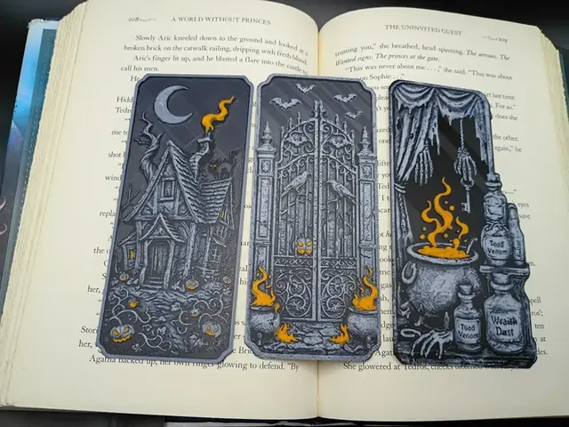 HueForge model: Halloween Stubby Bookmark Set by 3djd