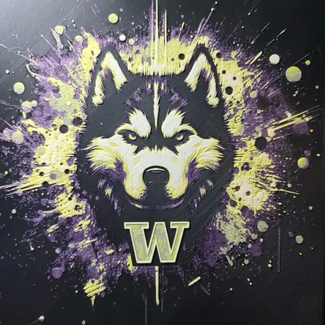 HueForge model: UW Husky by the_bearded_jedi