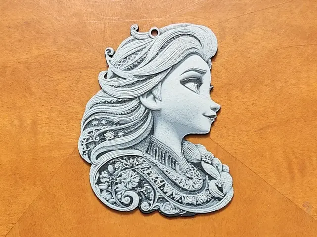 Elsa Frozen Christmas Tree Ornament Decoration