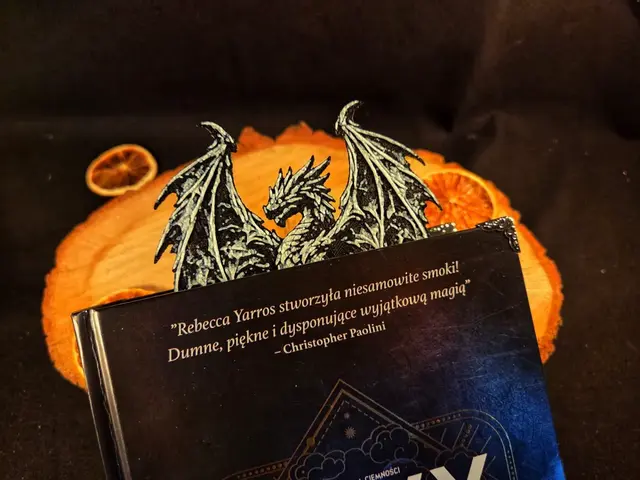 HueForge model: Majestic dragon bookmark by EternalDesigns3D