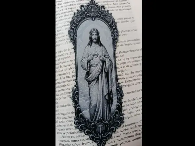 HueForge model: Sacred Heart of Jesus 2 by FYTY112