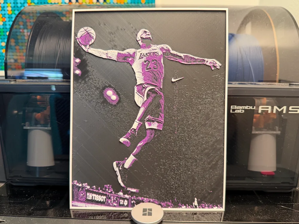NBA Lebron James Lakers HueForge -With/Without AMS by liv_3d HueForge model: NBA Lebron James Lakers HueForge -With/Without AMS by liv_3d
