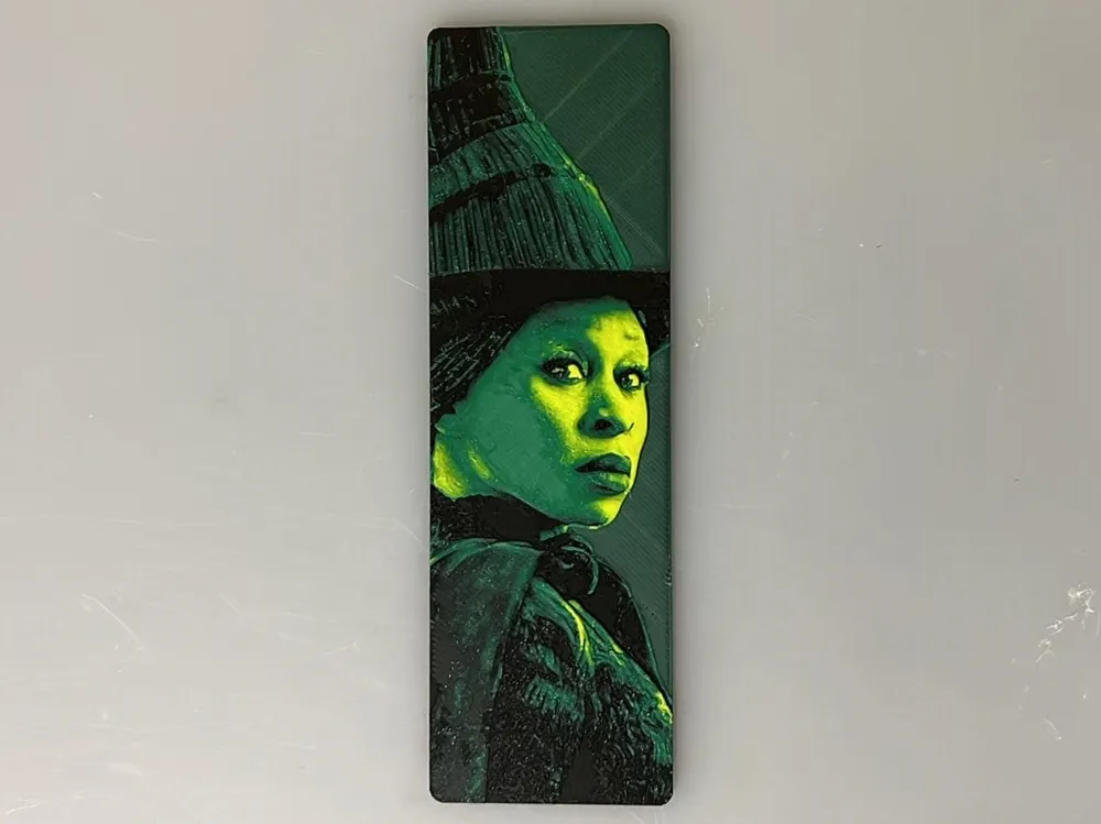 Wicked Elphaba Bookmark, Wicked Witch of the West by 3djd HueForge model: Wicked Elphaba Bookmark, Wicked Witch of the West by 3djd