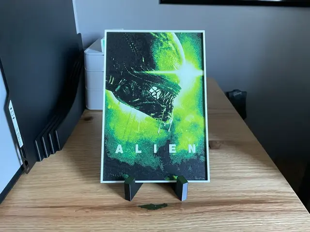 HueForge model: Alien (1979) Hueforge Movie Poster by NiiON