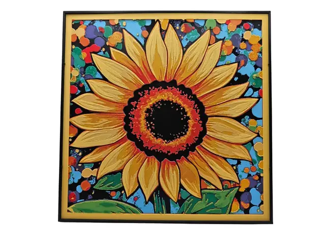 HueForge model: Sunflower (200x200mm) by BusyKikiBee