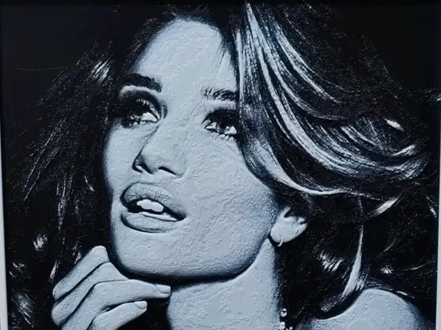 HueForge model: Rosie Huntington Whiteley HueForge 4 Color by BoDad