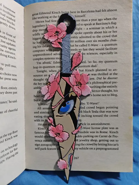 HueForge model: Sakura Kunai Bookmark Wall Art by TheHueforgeLady