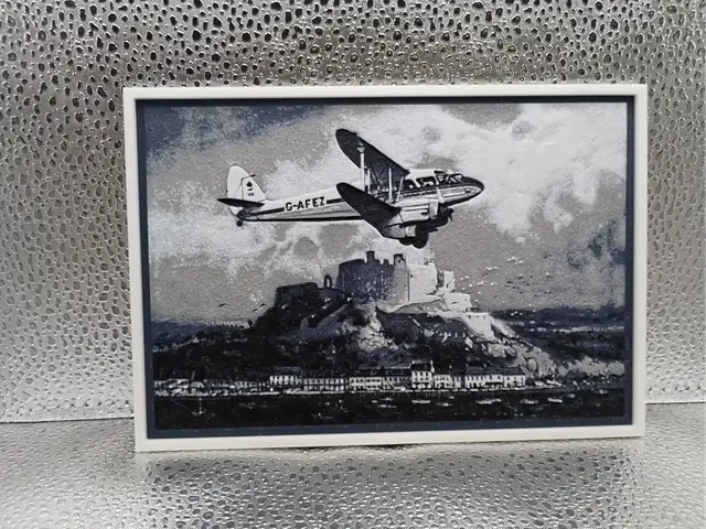 HueForge model: De Havilland DH.89 Dragon Rapide - Hueforge by Borishotch Industries