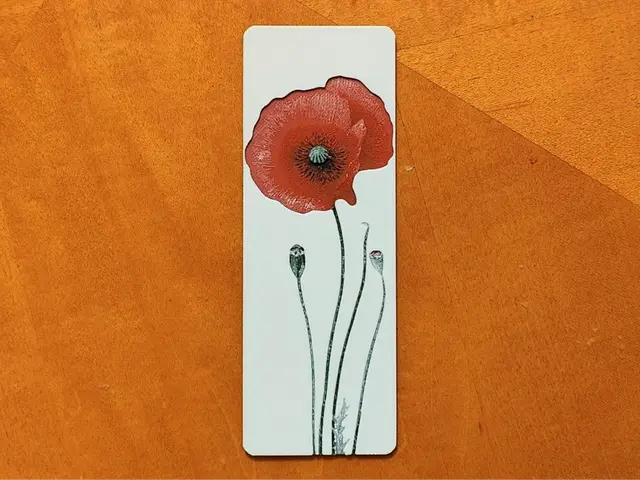 HueForge model: Poppy Bookmark - Hueforge by Sarge