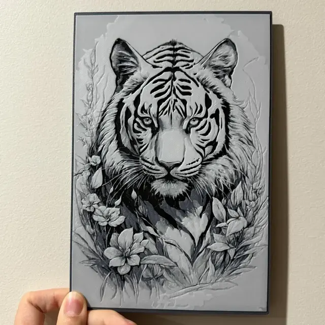 HueForge model: White Tiger - Hueforge Print by cyanidesugar