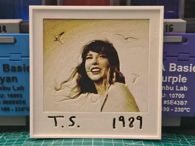 HueForge model: Taylor Swift "1989" Album - Hueforge Art by Lumpy3D