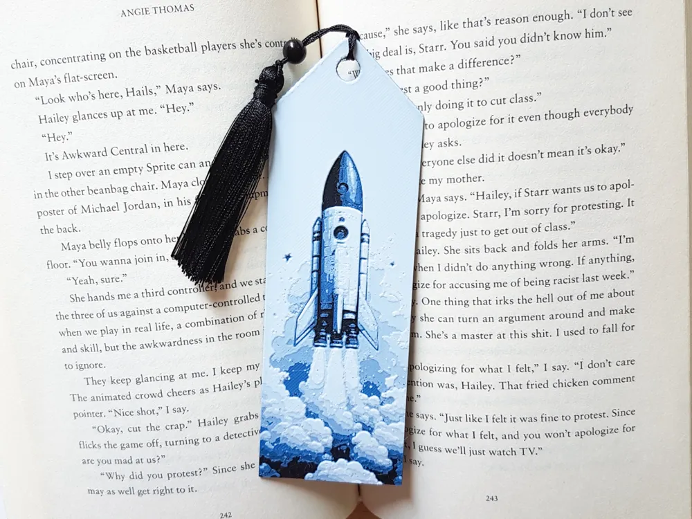 Bookmark, Rocket to the Moon by Dame Jo HueForge model: Bookmark, Rocket to the Moon by Dame Jo