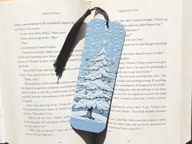 HueForge model: Christmas Tree Bookmark, Hueforge by Dame Jo