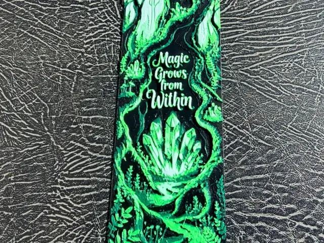 HueForge model: Magic Grows Crystal Tree Bookmark FREE COM LICENSE by Leafy