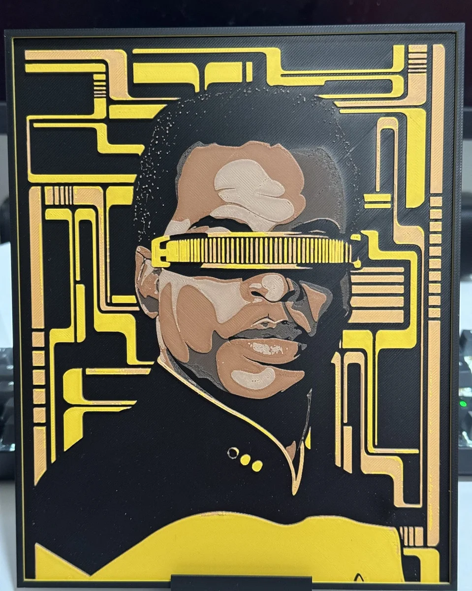 Geordie La Forge by Strata Prints HueForge model: Geordie La Forge by Strata Prints