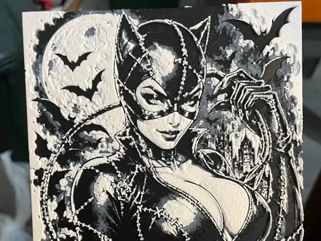 Catwoman by the Moon and Bats Hueforge