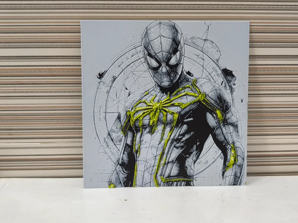 Hueforge Golden Spiderman by Litolunar HueForge model: Hueforge Golden Spiderman by Litolunar