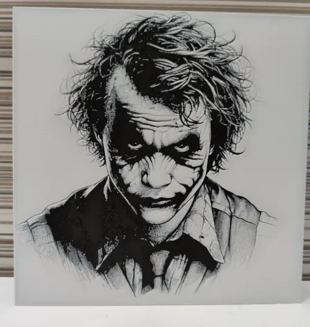 HueForge model: Hueforge portrait of the joker by Litolunar