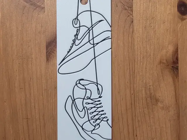 HueForge model: Nike Shoe Bookmark by Morganja