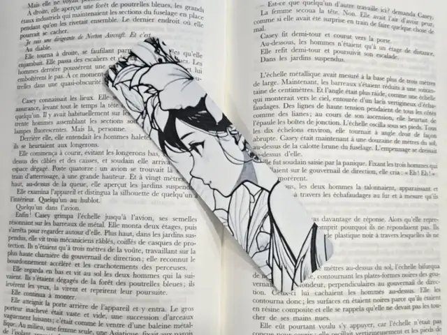 HueForge model: Bookmark Girl Flowers  Only Black & White by Kactus Fpv
