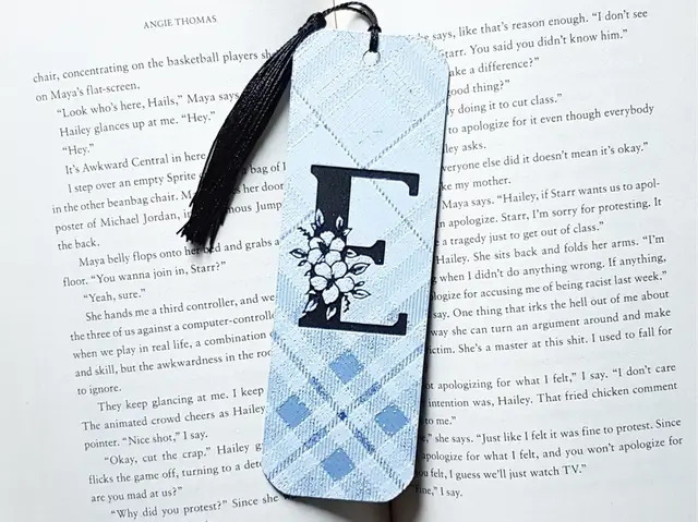 HueForge model: Monogram E Bookmark. Hueforge by Dame Jo