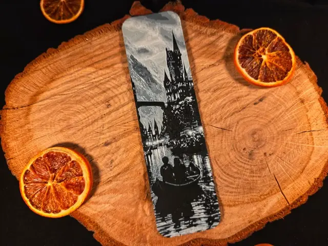 HueForge model: Harry Potter hogwarts 2 bookmark - hueforge by EternalDesigns3D