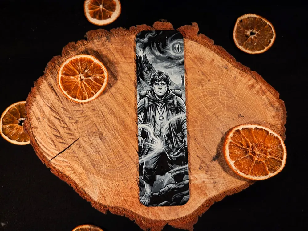Samwise Lord of The Rings bookmark by EternalDesigns3D HueForge model: Samwise Lord of The Rings bookmark by EternalDesigns3D