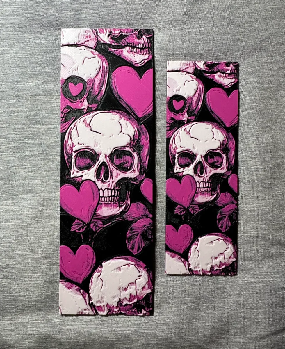 Skull Heart Hueforge Bookmarks - 2 sizes by Hey Ben HueForge model: Skull Heart Hueforge Bookmarks - 2 sizes by Hey Ben