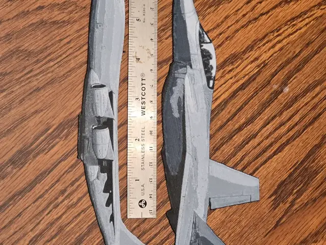 HueForge model: F35 and C17 Bookmarks (Black and White) by AirMechDesigns