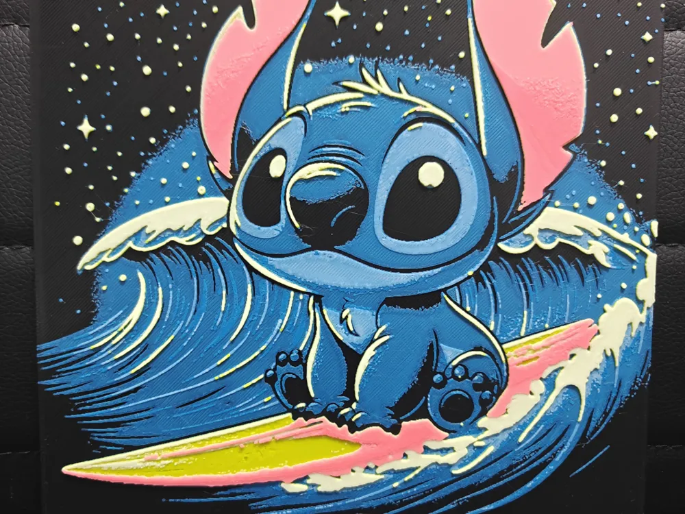 Stitch Surfing under the stars by TheHueforgeLady HueForge model: Stitch Surfing under the stars by TheHueforgeLady