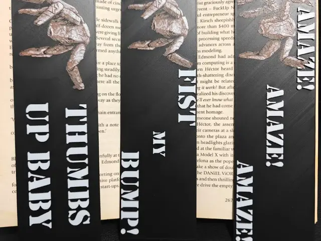 HueForge model: Rocky Project Hail Mary Set Bookmark by TheHueforgeLady