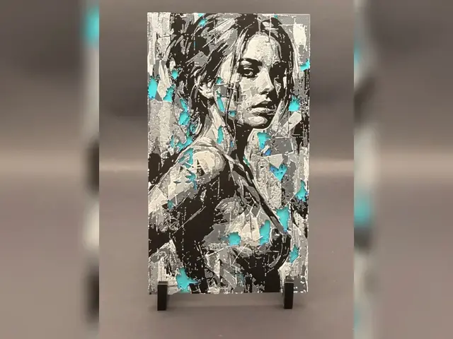 HueForge model: Fractured Cyan Sci-Fi Woman HueForge Print by Thadius
