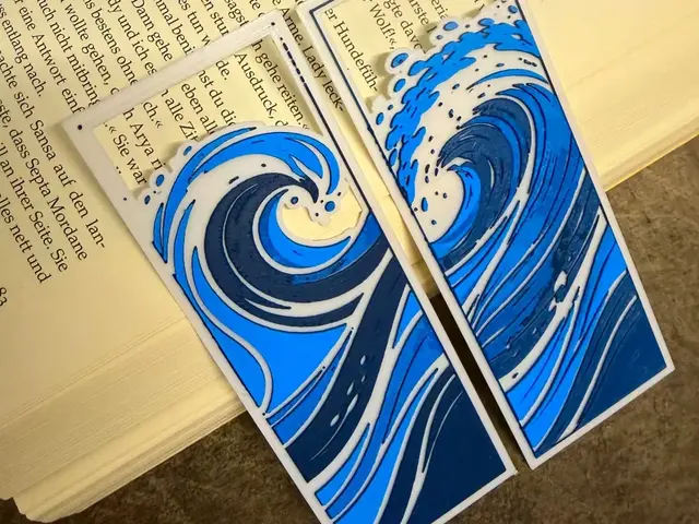 HueForge model: Ocean Wave Bookmarks by Loupes