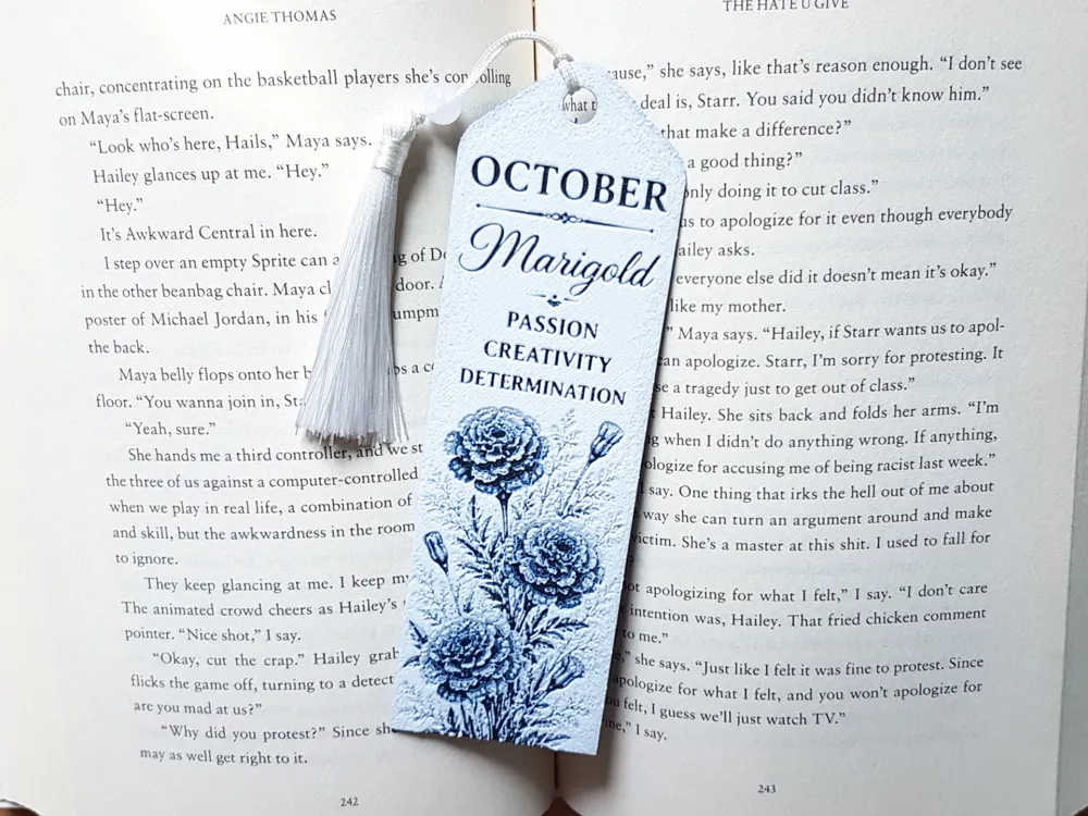 Bookmark, October Flower, Birth month by Dame Jo HueForge model: Bookmark, October Flower, Birth month by Dame Jo