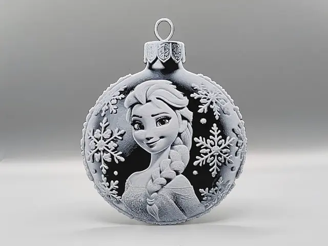 Elsa Frozen Christmas Tree Ornament / Decoration