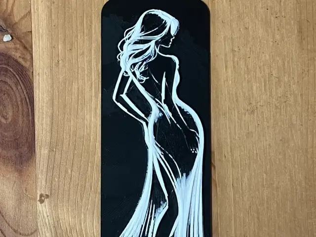 HueForge model: lady bookmark by Morganja