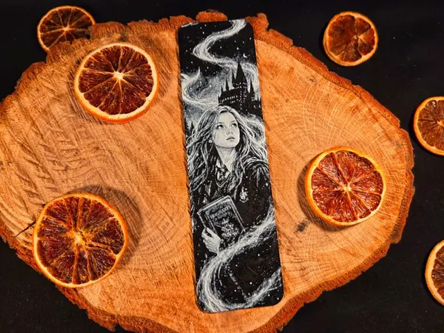 HueForge model: Ginny Weasley, Harry Potter inspired bookmark by EternalDesigns3D