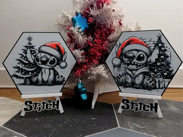 HueForge model: Christmas STITCH Hex Hueforge by Seb3D