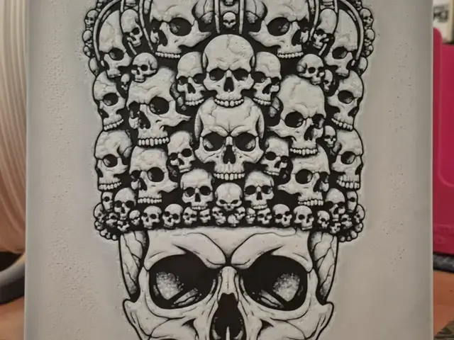 HueForge model: Skull Crown hueforge by Buntsta