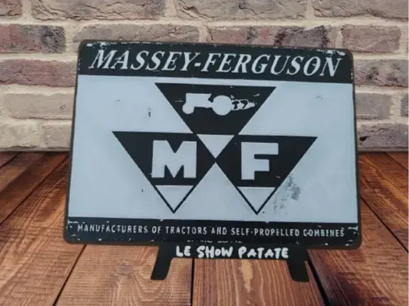 HueForge model: Plaque vintage logo Massey Ferguson Hueforge by leshowpatate