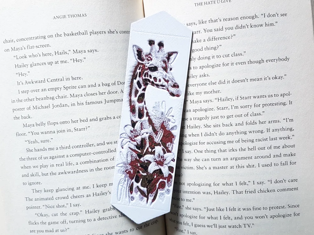 Bookmark, Giraffe by Dame Jo HueForge model: Bookmark, Giraffe by Dame Jo