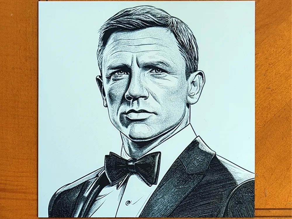 James Bond 007 - Daniel Craig Hueforge - 3 Colours by Sarge HueForge model: James Bond 007 - Daniel Craig Hueforge - 3 Colours by Sarge