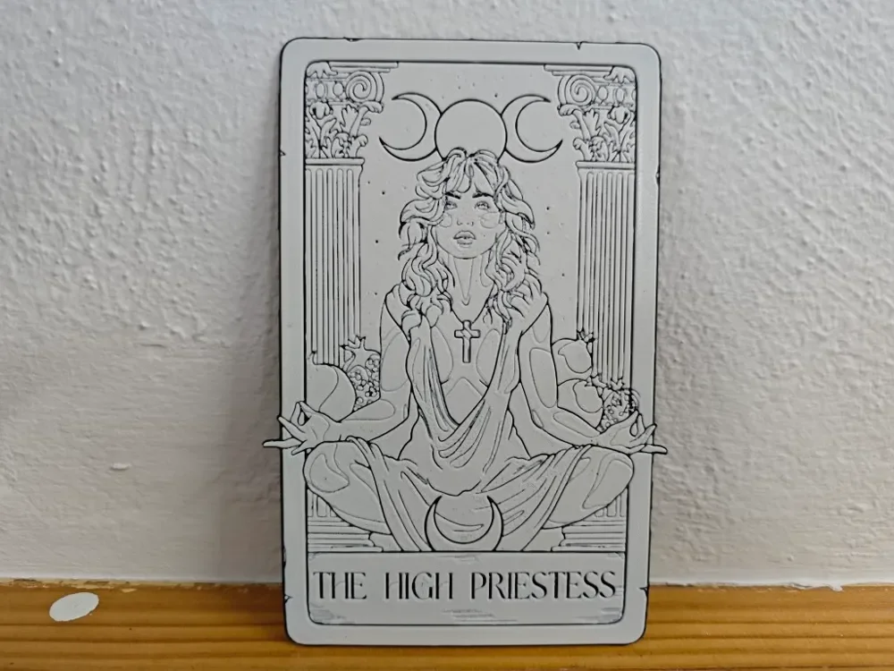 Hueforge Tarot Card by Litolunar HueForge model: Hueforge Tarot Card by Litolunar