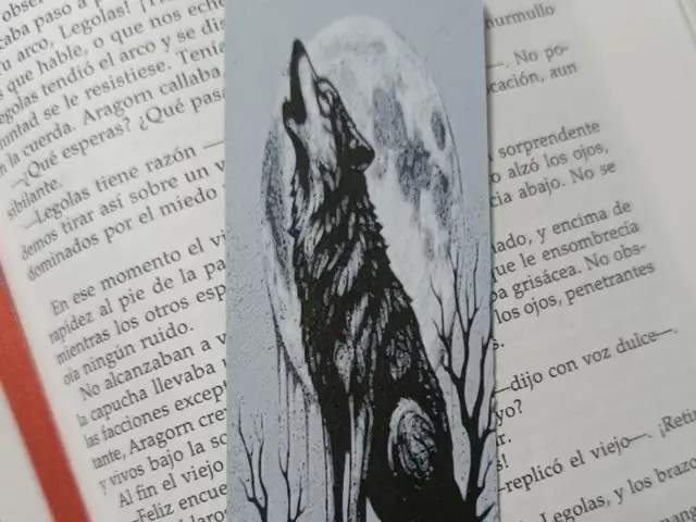 HueForge model: Wolf Howling by FYTY112
