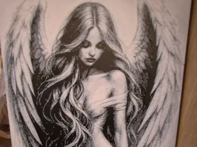 HueForge model: sexy angel hueforge by Buntsta