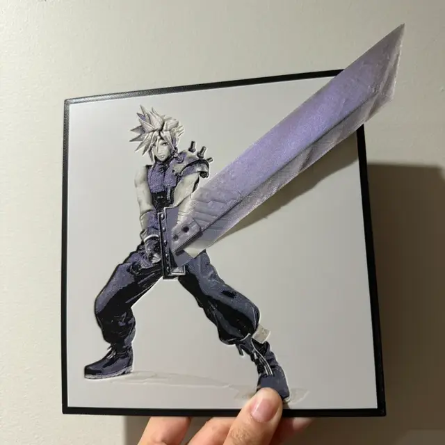 HueForge model: Cloud Strife with Buster Sword Pop Art - Hueforge Hybrid by cyanidesugar