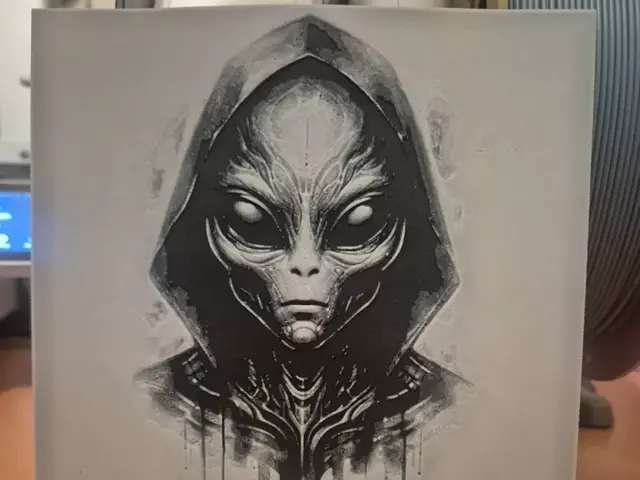 HueForge model: alien hoody hueforge by Buntsta