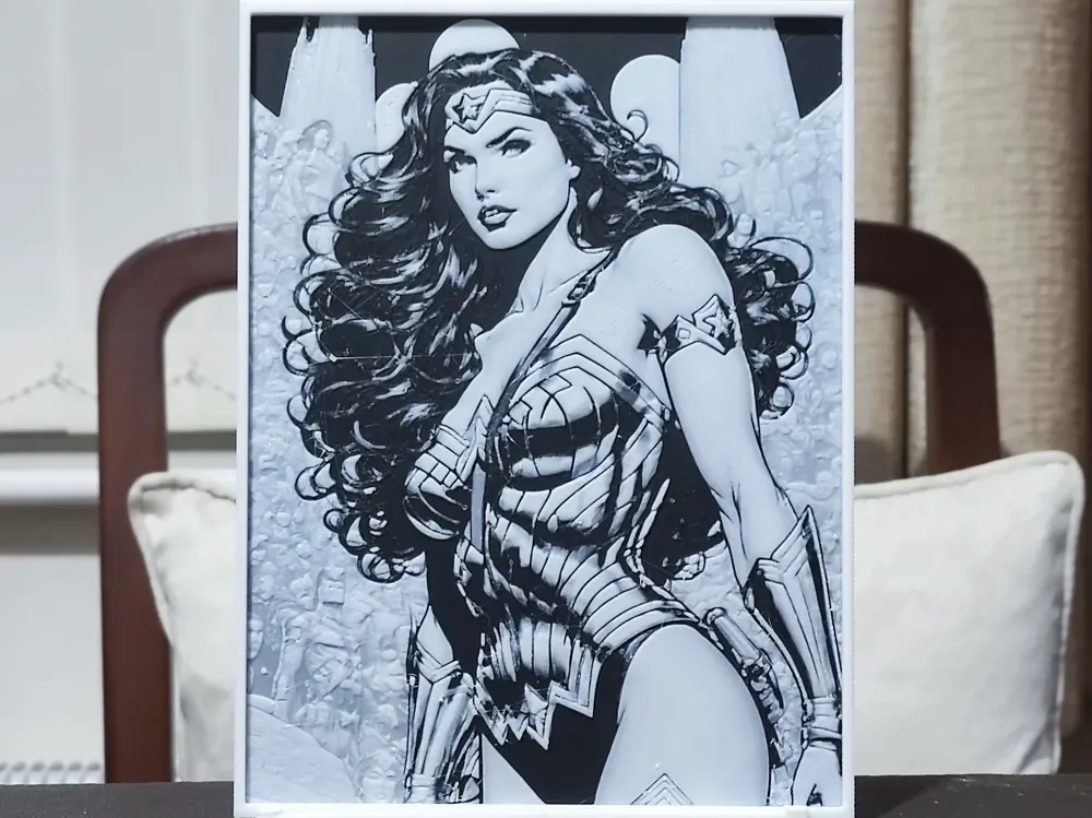 Wonder Woman (3) - HueForge 2 Color by BoDad HueForge model: Wonder Woman (3) - HueForge 2 Color by BoDad